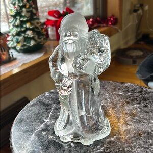 Clear Glass Santa Claus Figurine - crystal